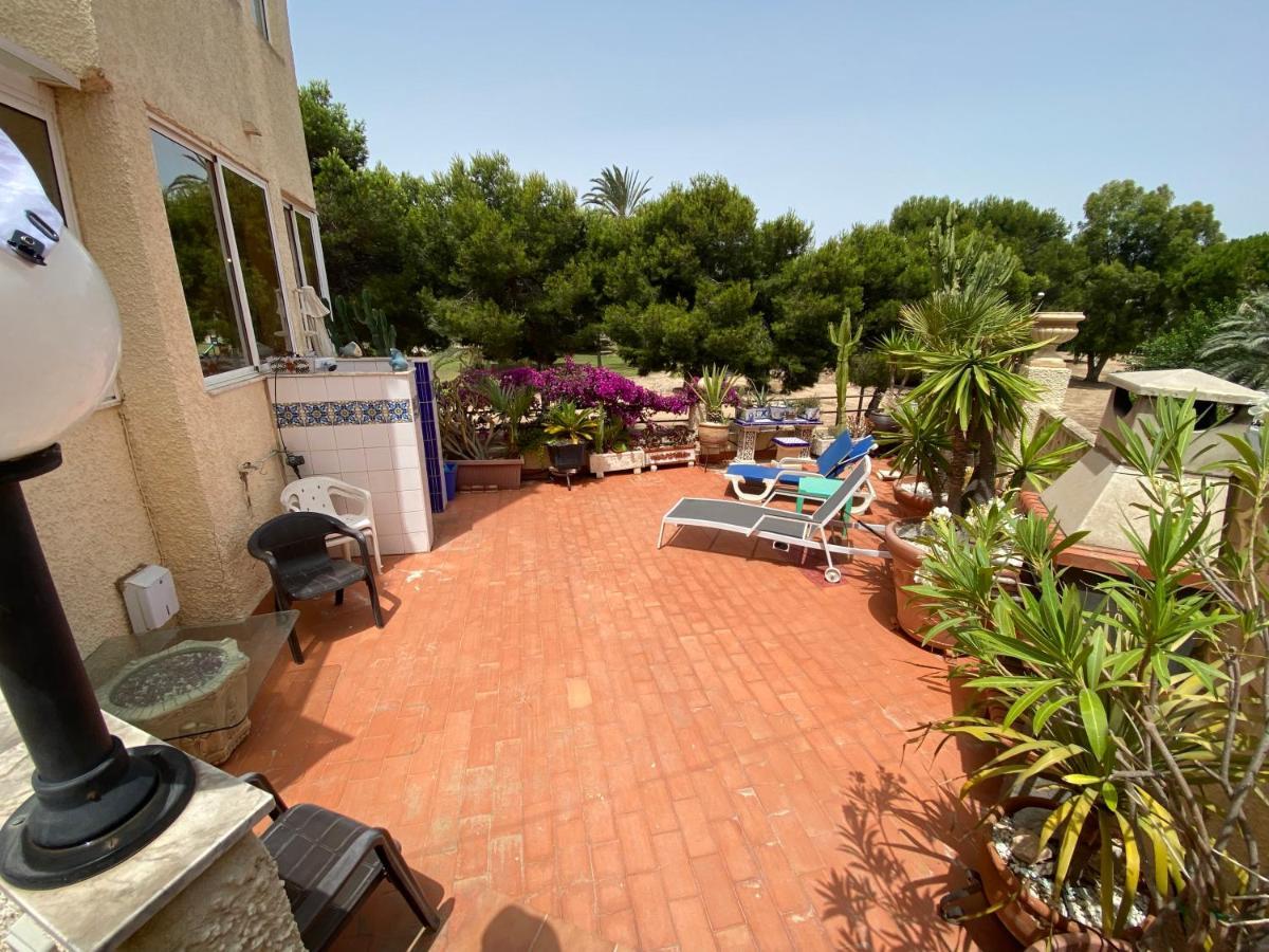 Orihuela Costa 3 Bdr Condo On La Zenia Beach With Patio Exteriér fotografie