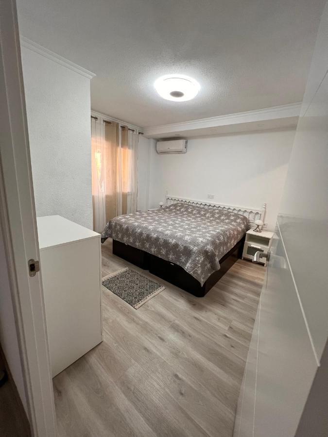 Orihuela Costa 3 Bdr Condo On La Zenia Beach With Patio Exteriér fotografie